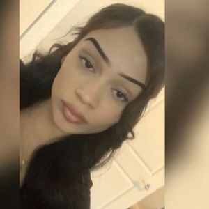 Meet your Posher, Alexia